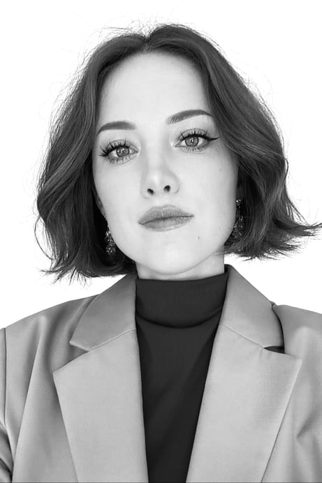 Black and white portrait of Gigi, founder and stylist at HAIR.WIRED.